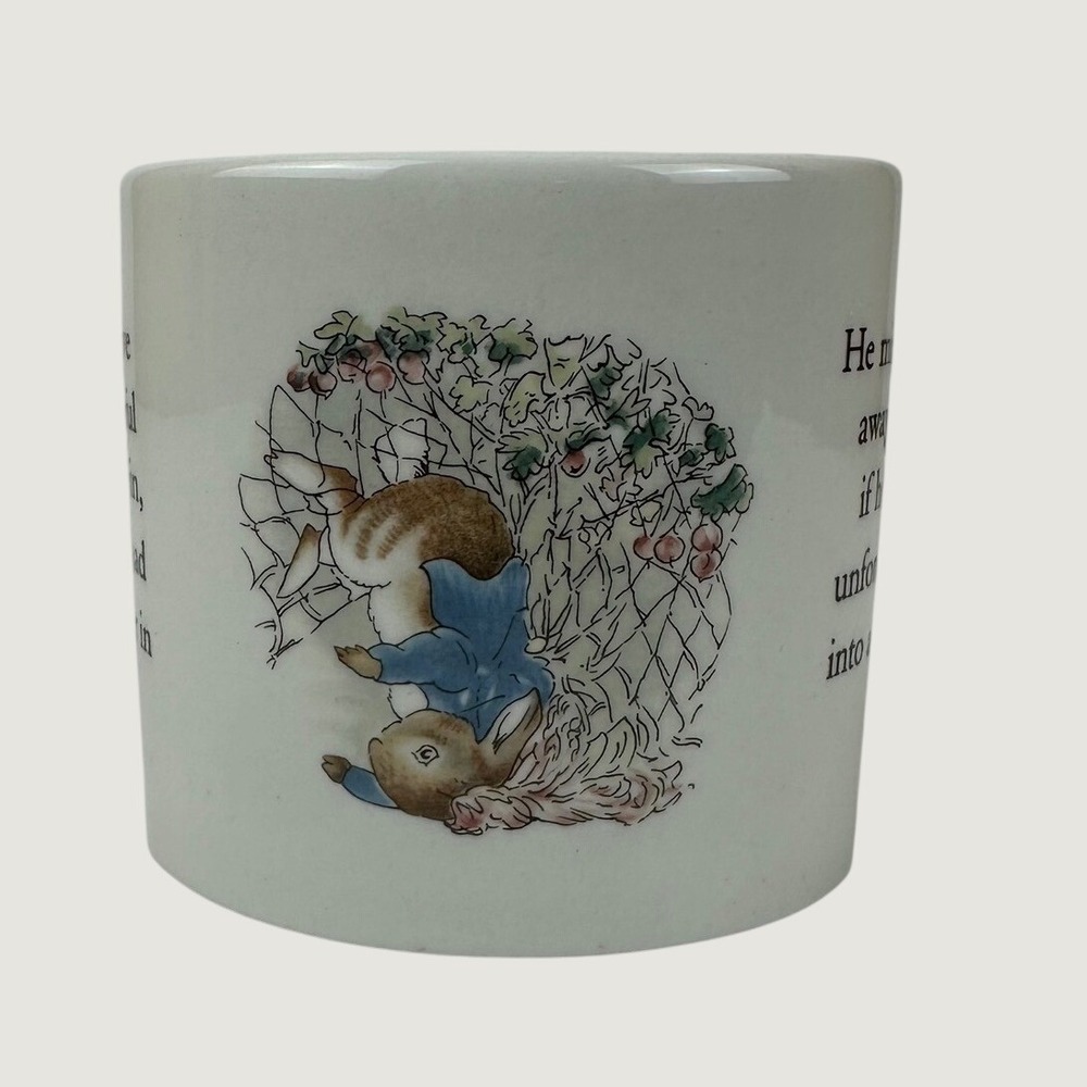 Wedgwood Peter Rabbit Ceramic Coin Bank Beatrix Potter Made in England Money Box